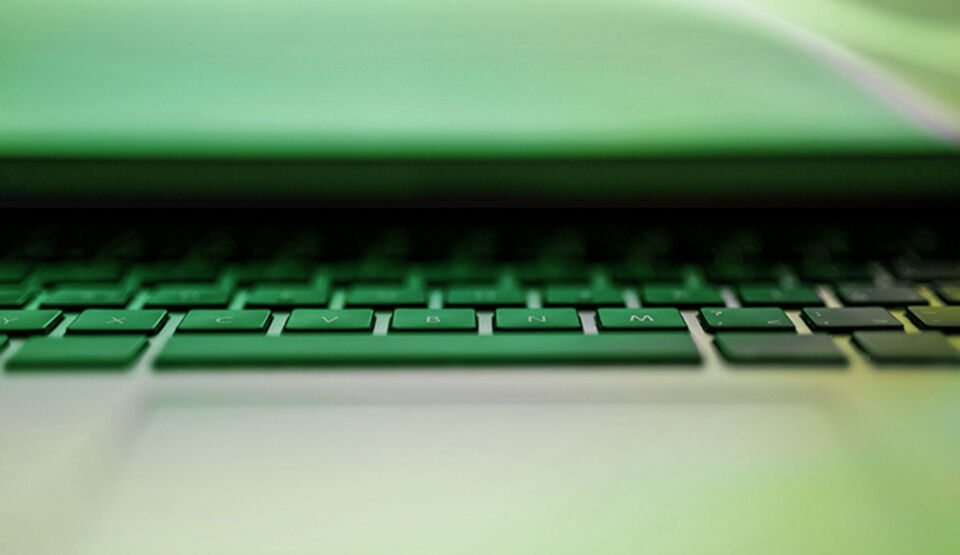 Headerbild für den Wissensbibliothek-Artikel "CCF softwaregestützt erstellen: Unsere Partnerschaft mit Carbon+Alt+Delete"